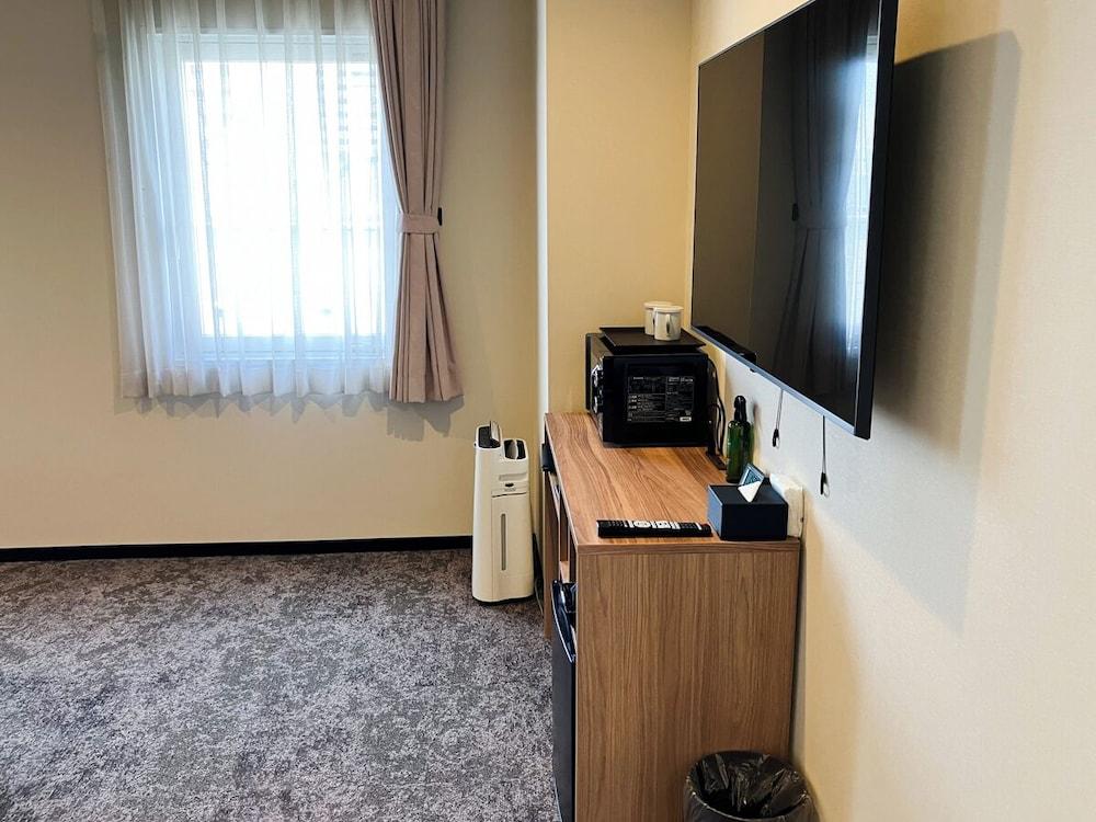 HOTEL LiVEMAX Hiratsuka Ekimae
