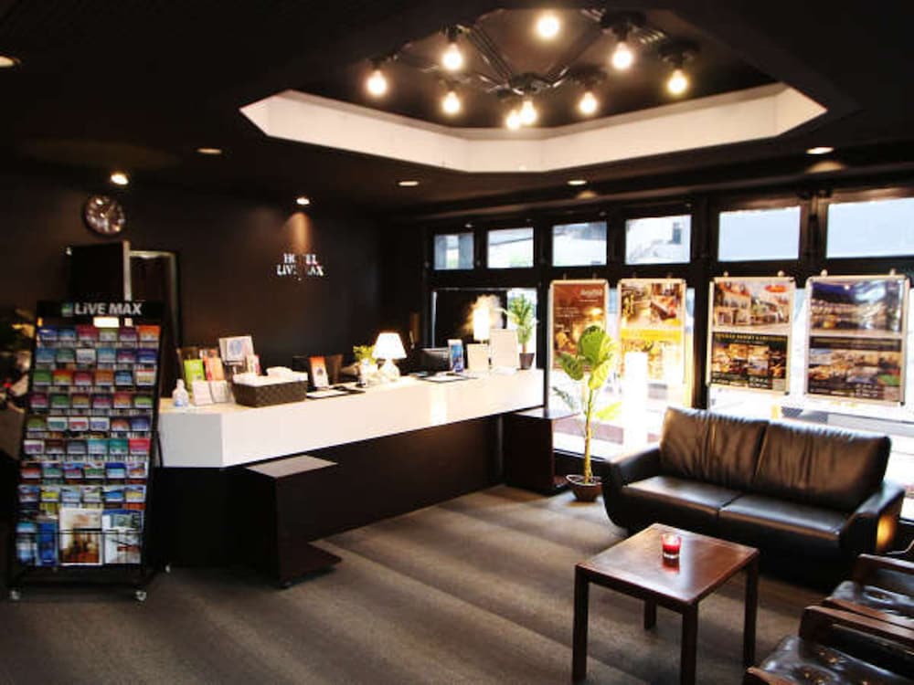 Hotel Livemax Budget Fuchu