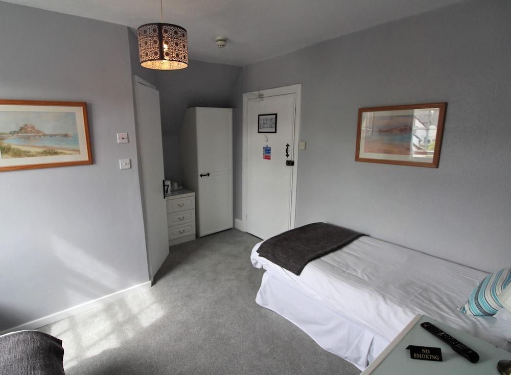 The Lorna Doone Hotel