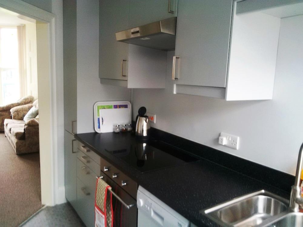 Glenholme Apartments