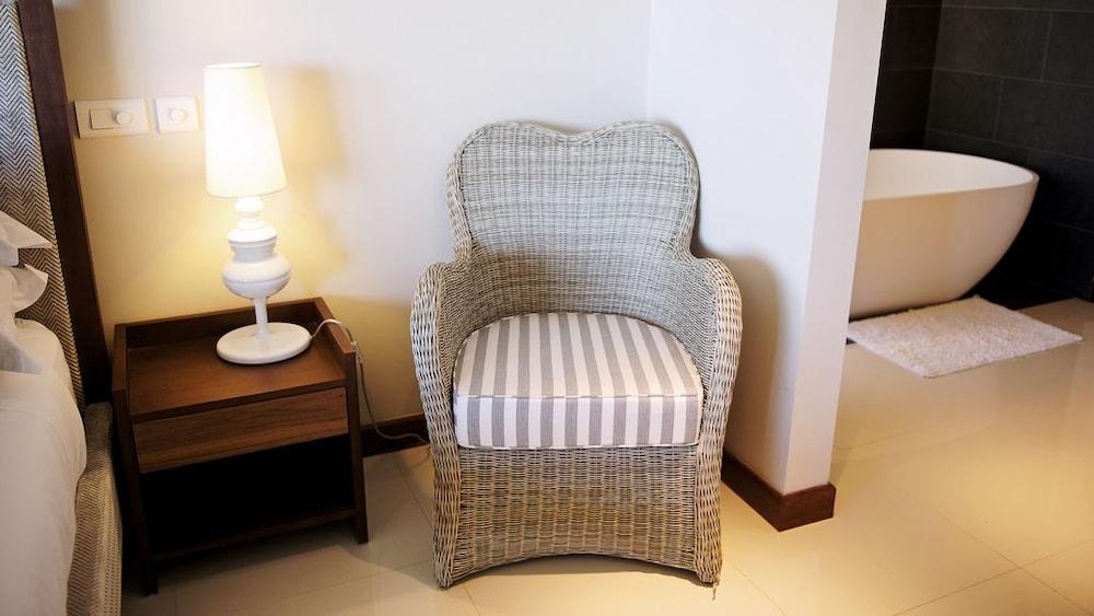 Leora Beach by Horizon Holidays