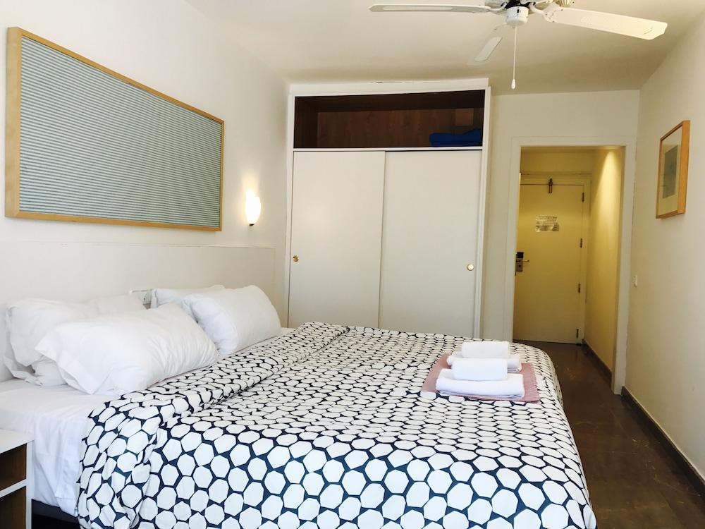 Hotel La Caleta de Tamariu