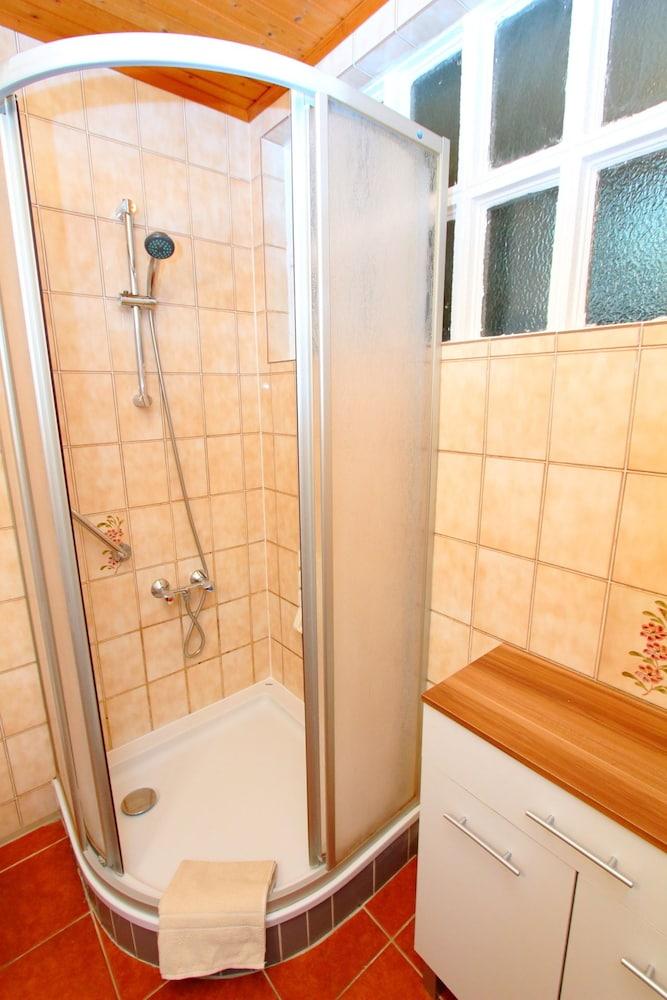 CheckVienna – Apartment Reumannplatz