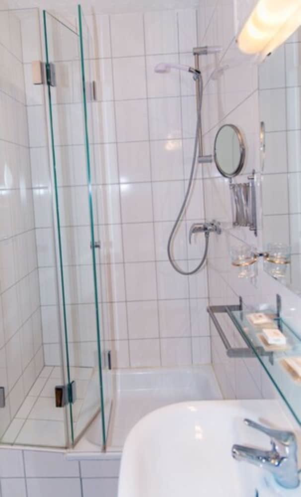 Löwenbräu Köln Hotel & Restaurant