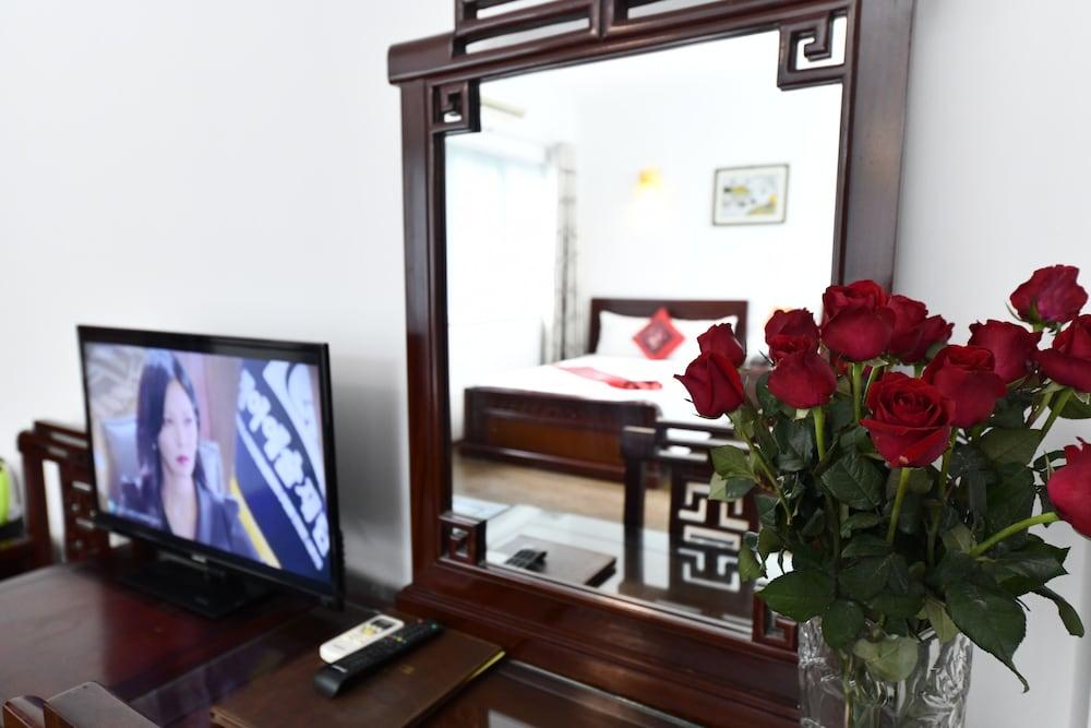 Phoenix Legend Hotel