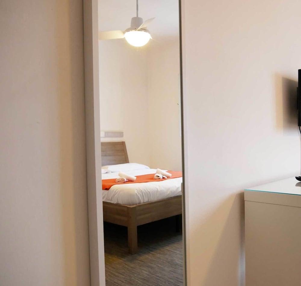 Ostello Ave Gratia Plena - Hostel