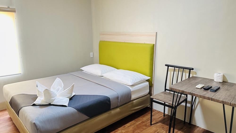 DG Budget Hotel Salem