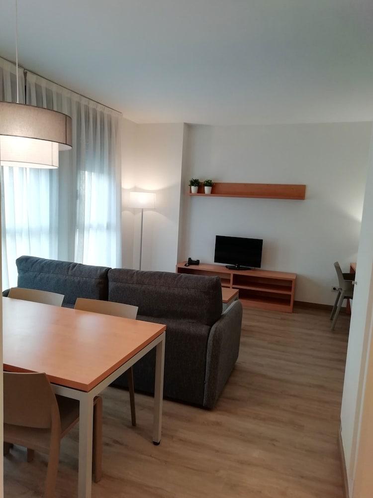 Aparthotel Aura Park Fira Barcelona