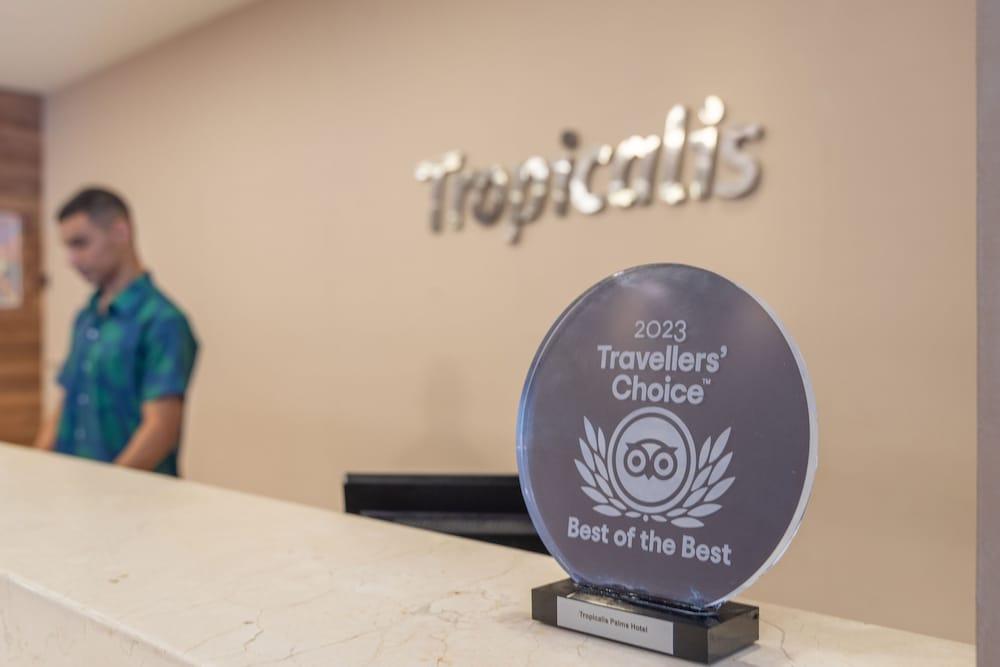 Palms Ponta Verde by Tropicalis