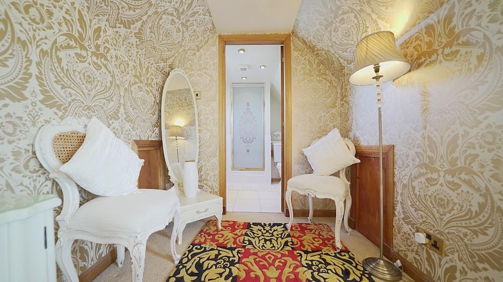 The Old Tram-House Apartments