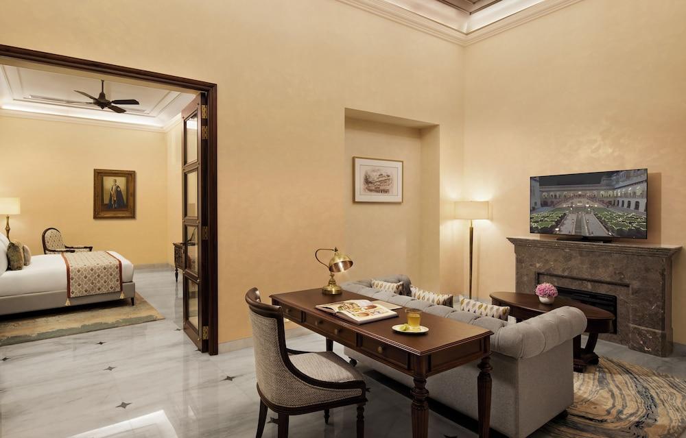 Sawai Man Mahal, Jaipur