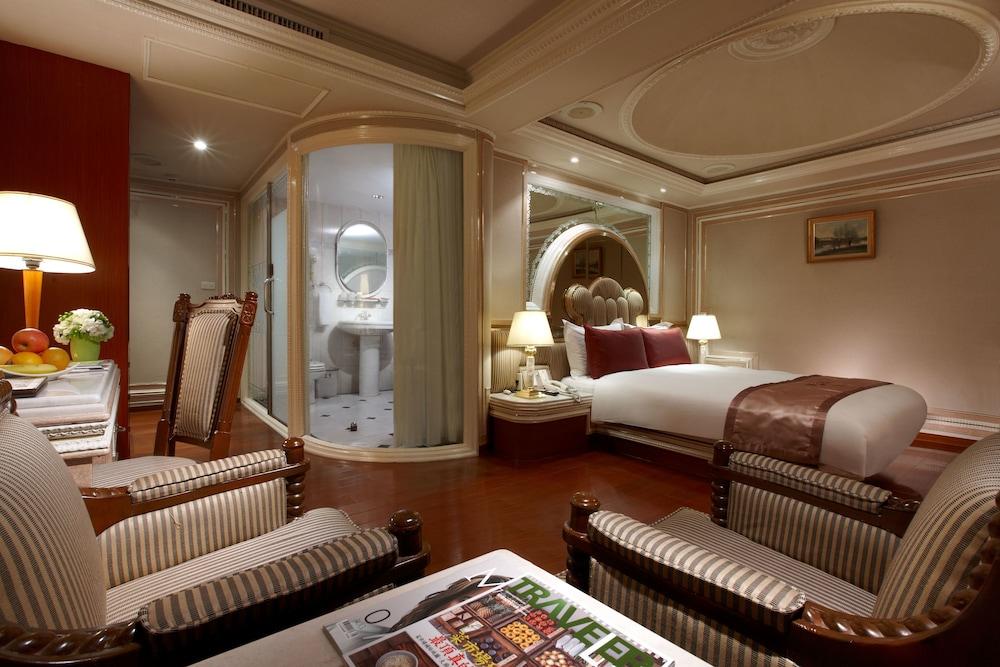 Charming Castle Hotel