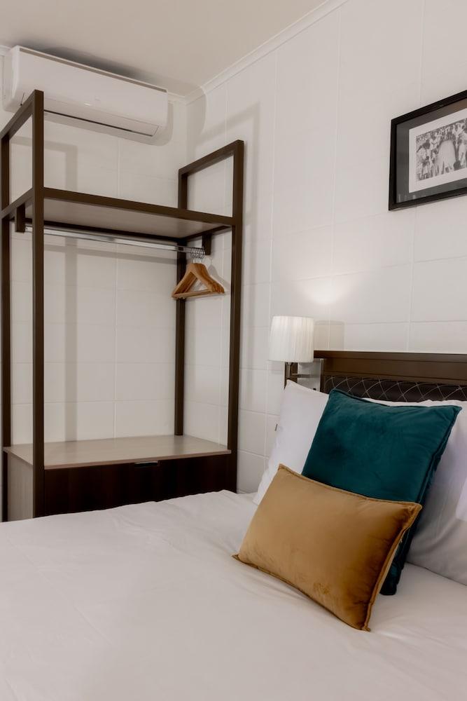 Capricorn Hotel Suva