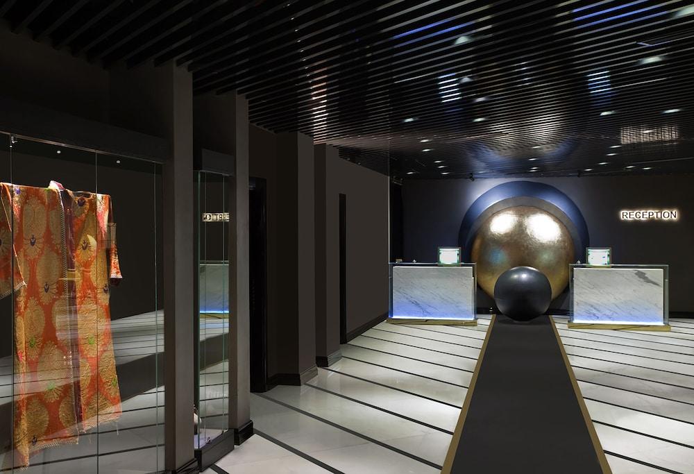 Sura Design Hotel and Suites - Boutique Class