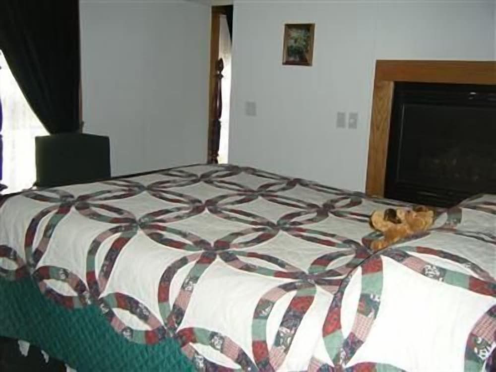 The Sawyer House Bed & Breakfast