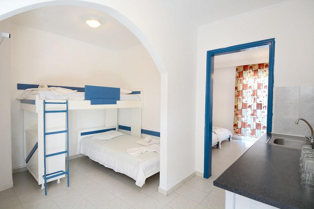 Aslanis Village Hotel