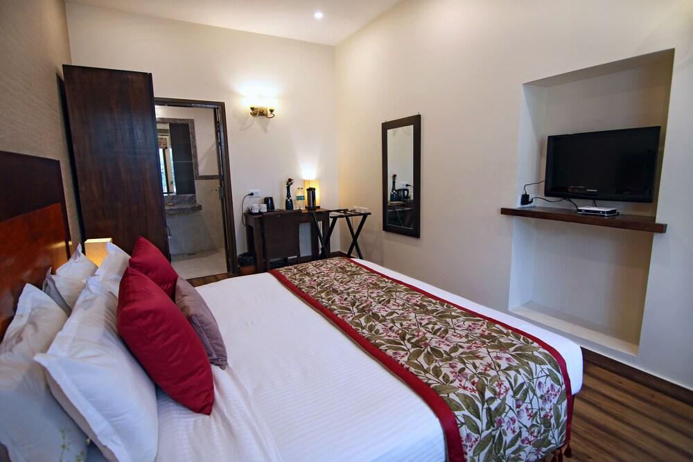Devraj Niwas Boutique Hotel