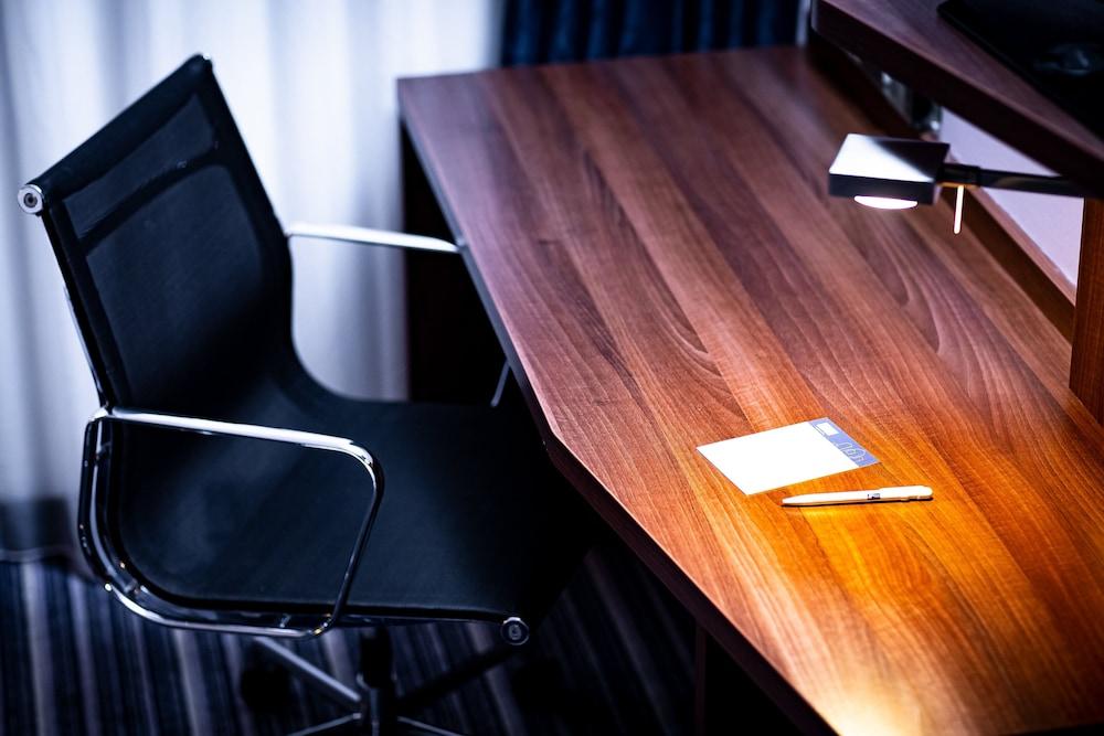 Holiday Inn Express Amsterdam - Sloterdijk Station by IHG