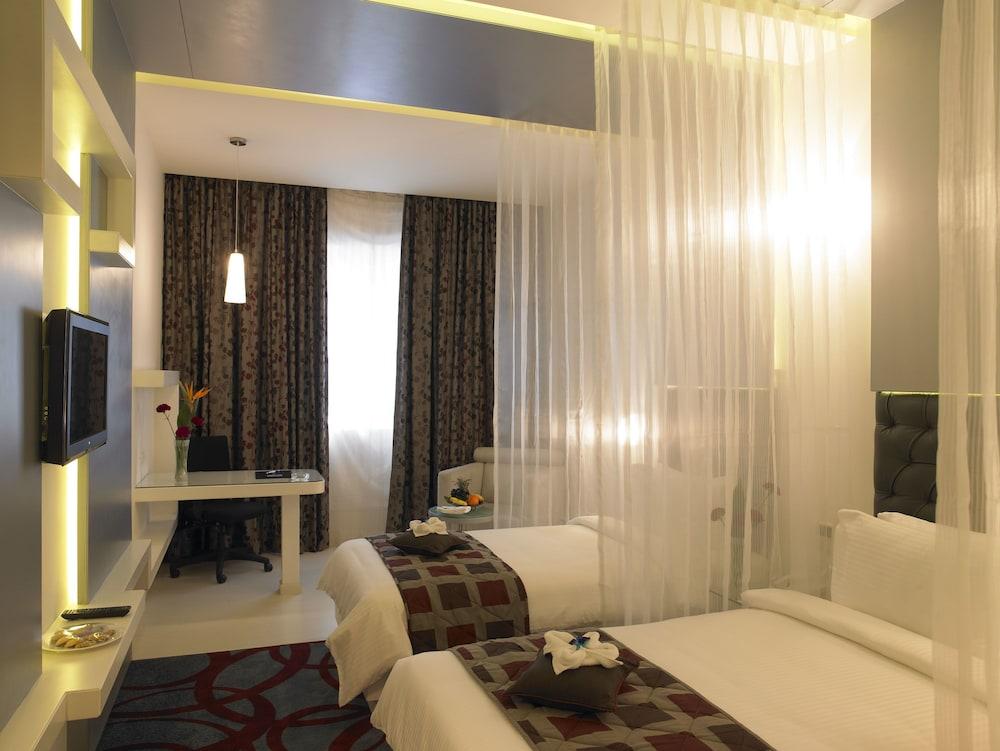 BluPetal - A Business Hotel