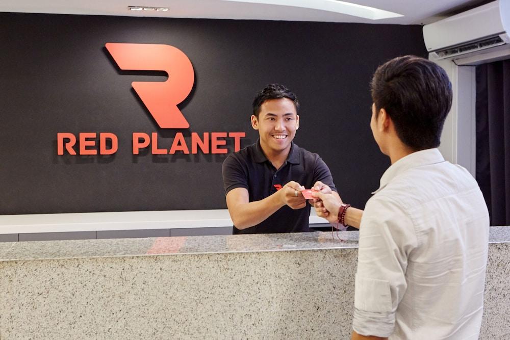 Red Planet Manila Malate Mabini