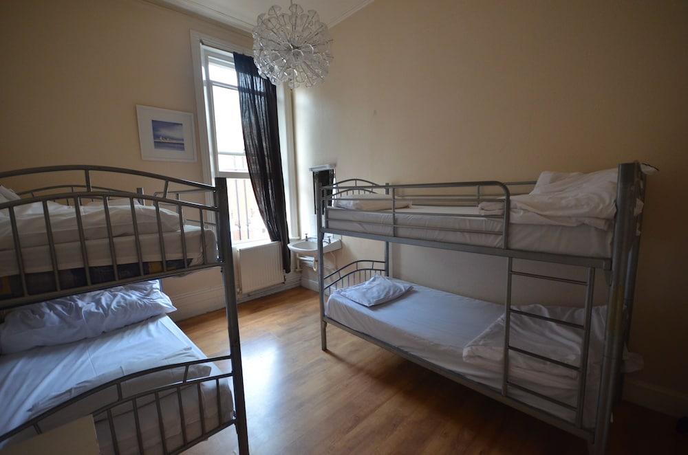 Barkston Rooms Earl's Court