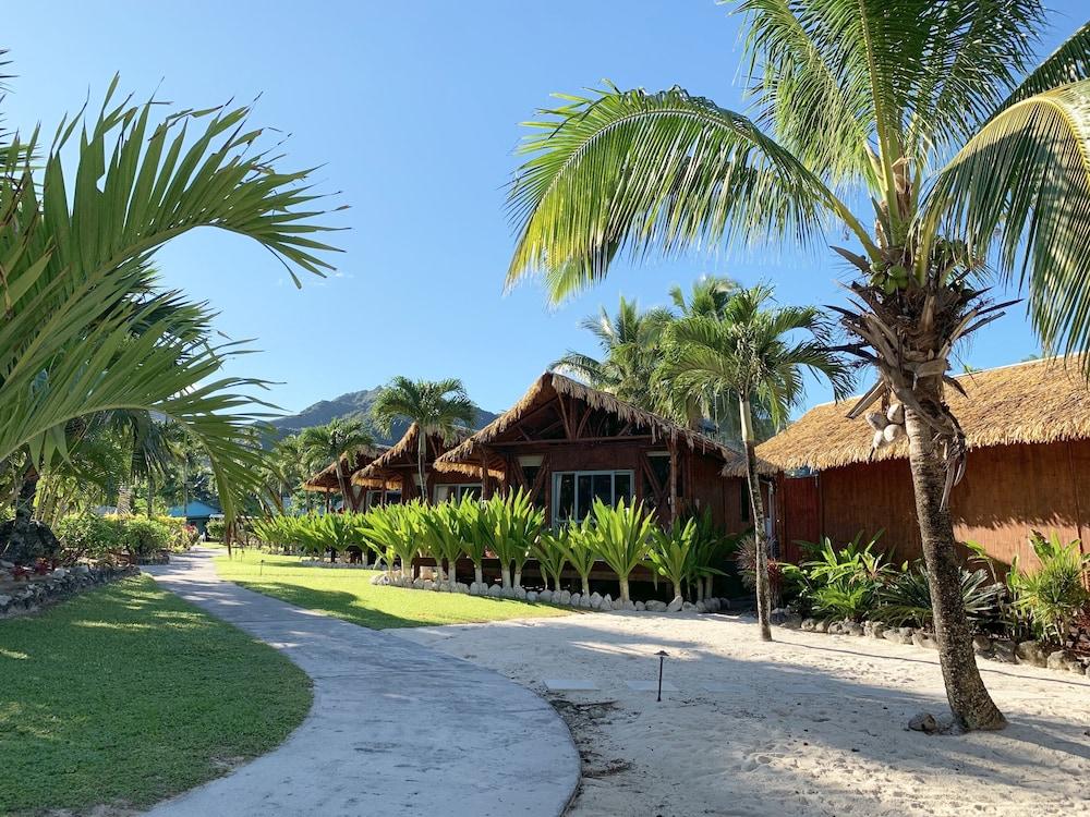 Magic Reef Bungalows