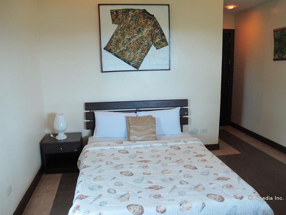 The Manor at Puerto Galera