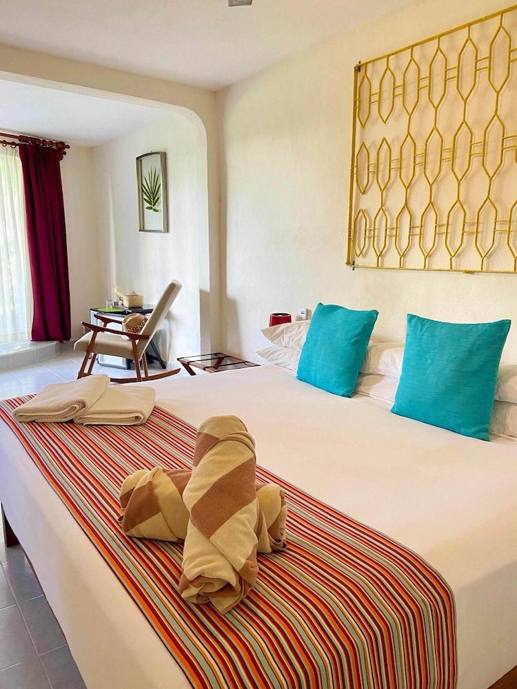 Hotel Puerto Holbox Beach Front