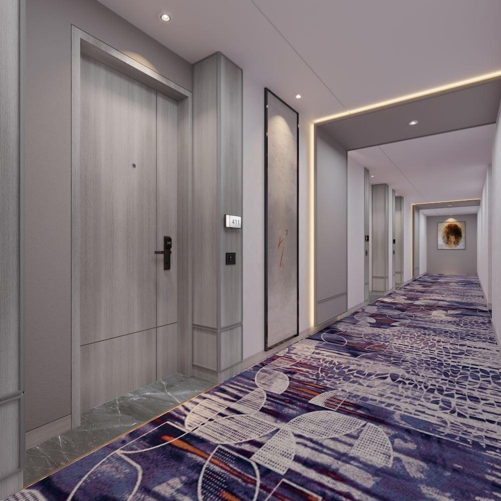 Vivanta Thane LBS Road