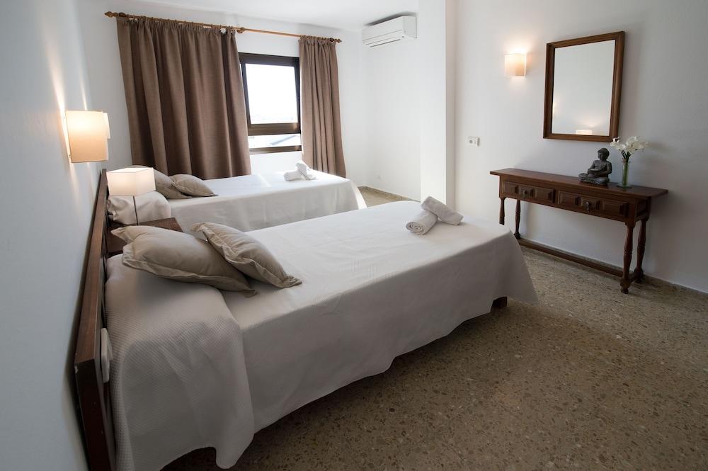 Apartamentos Mestret