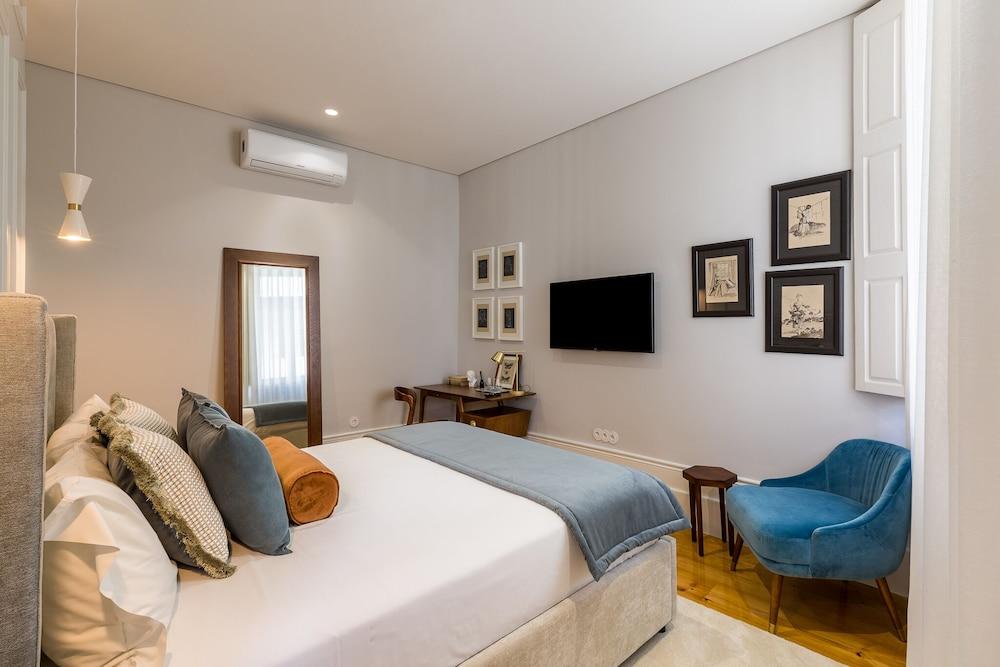 Gallery Townhouse & Home