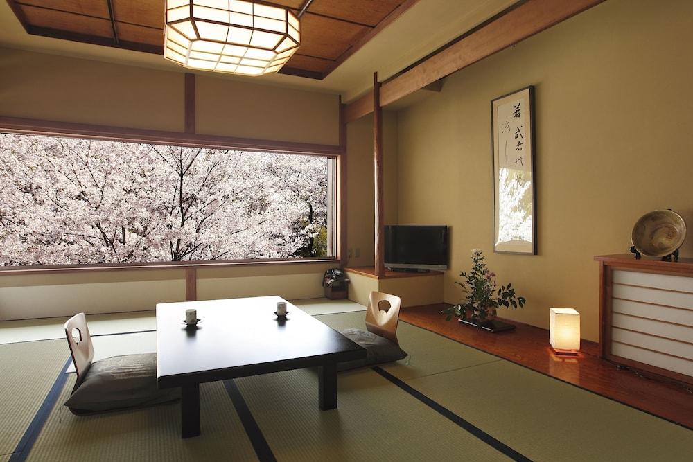 Jinya Ryokan