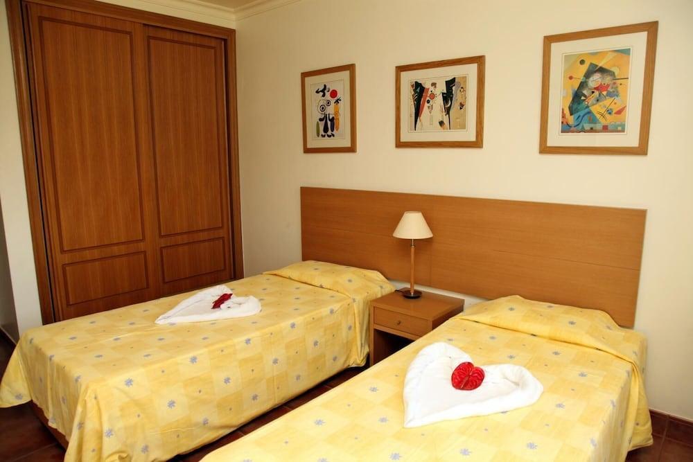 Alagoa Azul Apartments