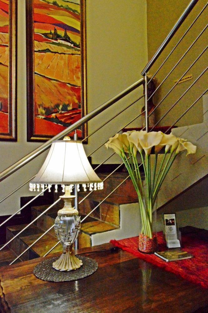 Constantia Manor Guest House