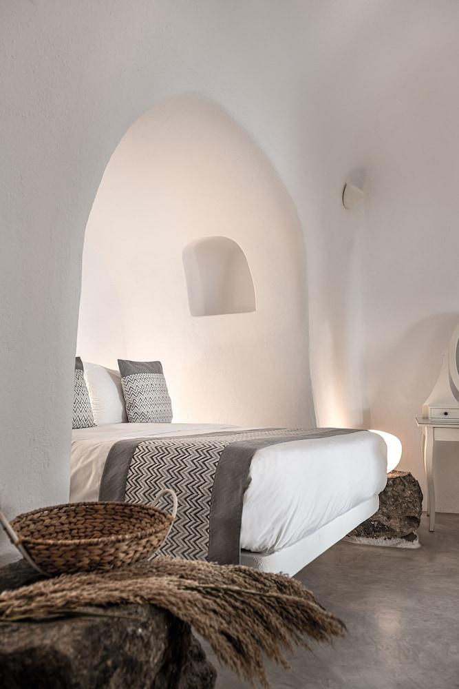 Caldera Premium Villas - Adults Only