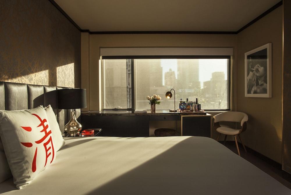 Cachet Boutique New York