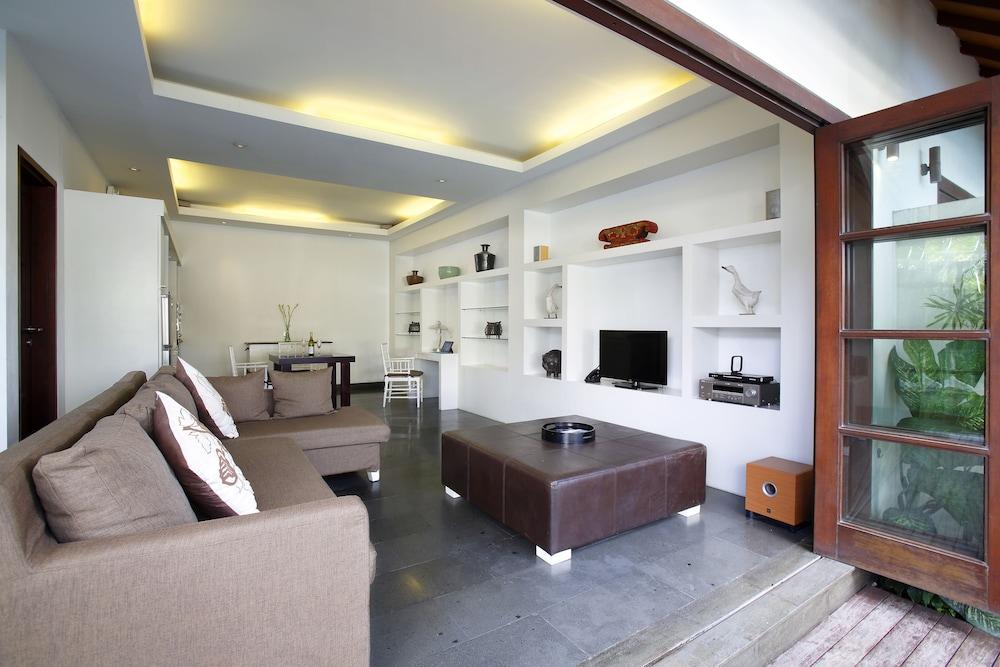 Nunia Boutique Villas