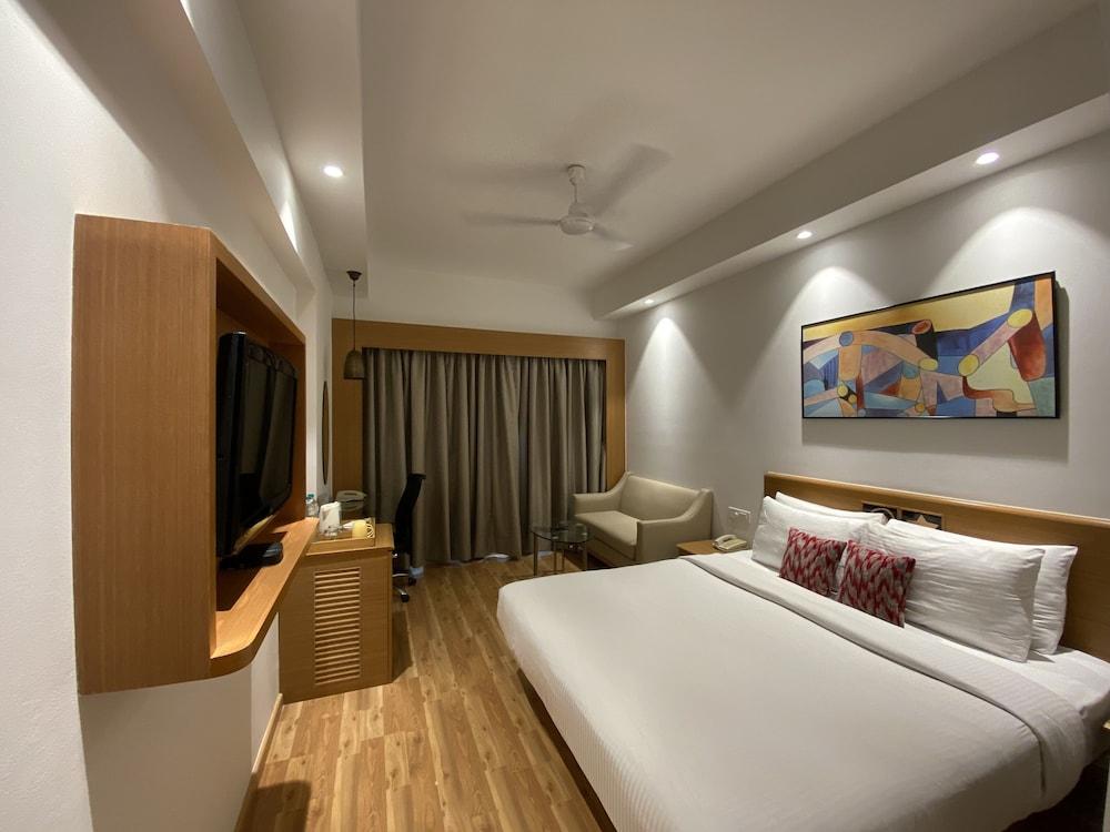 Lemon Tree Hotel, Chandigarh