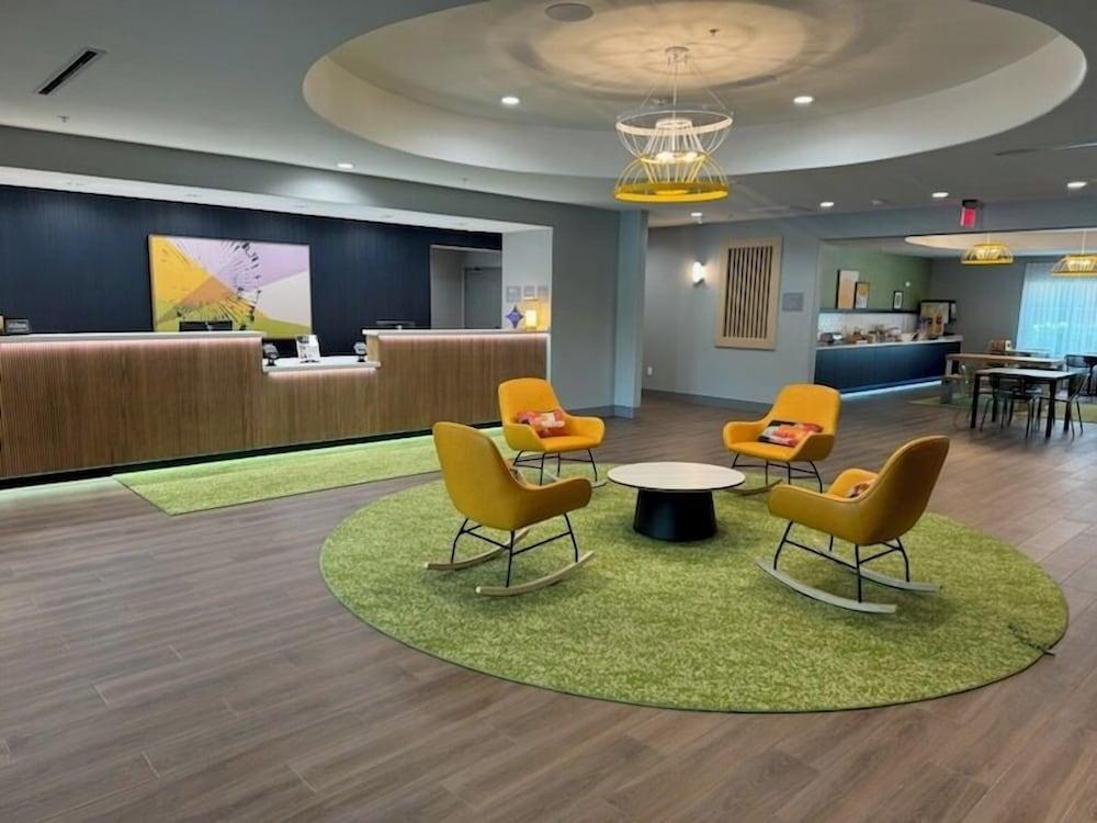 Spark by Hilton Missouri City