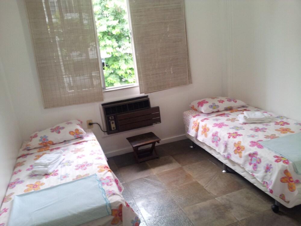 Luiz Leblon Apartment