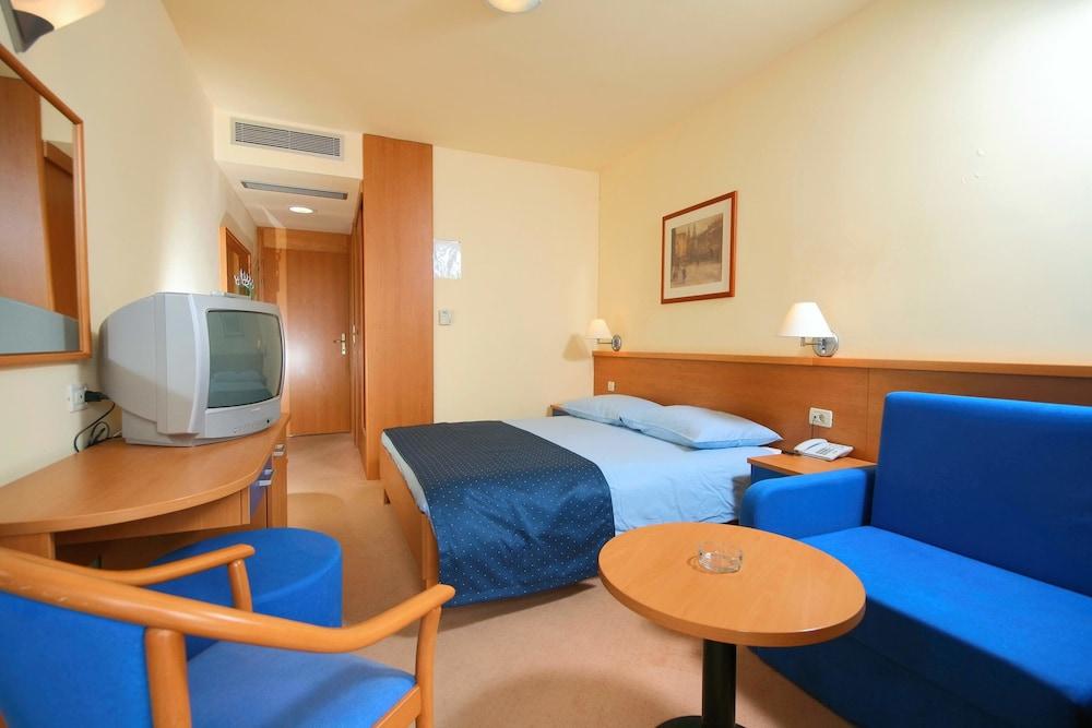 Hotel Medena Budget