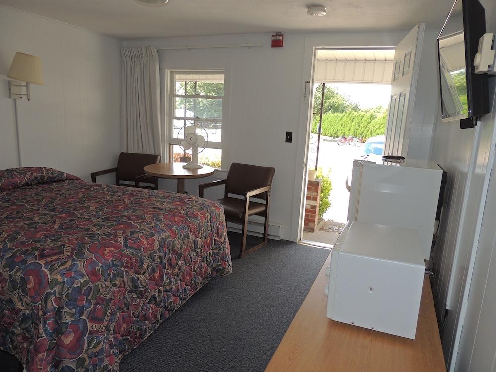 Phil & Anns Sunset Motel