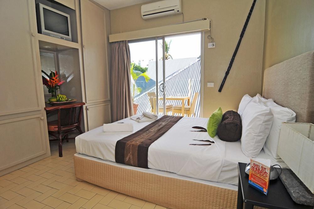 Coconut Palms Resort