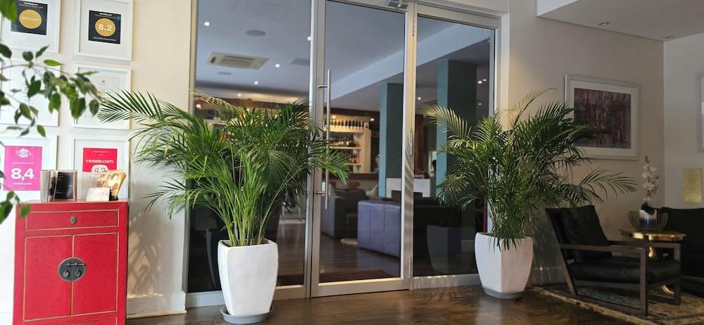 Ascot Boutique Hotel