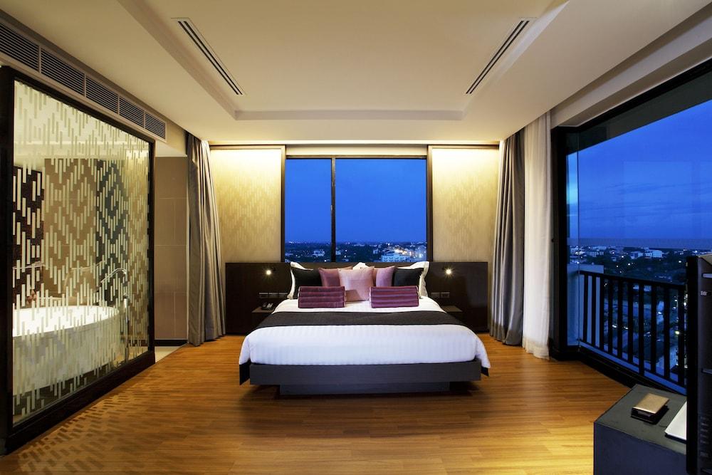 Avani Khon Kaen Hotel & Convention Centre