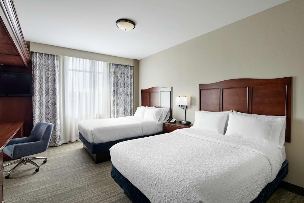 Hampton Inn & Suites Chicago/Mt. Prospect