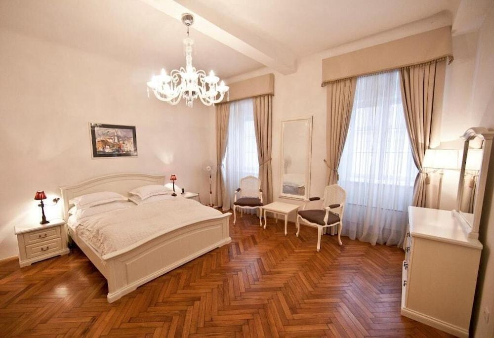 Antiq Palace Residences