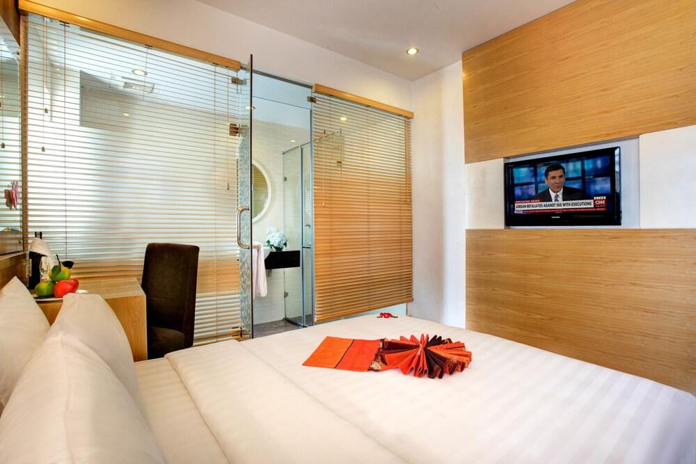 Tu Linh Palace Hotel