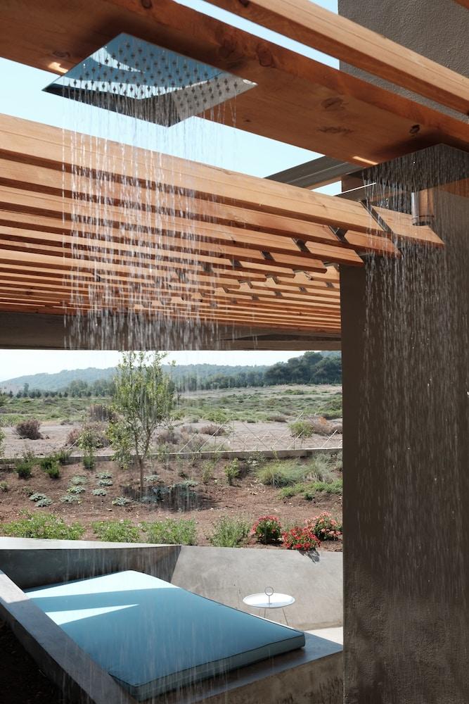 Thalatta Seaside Hotel