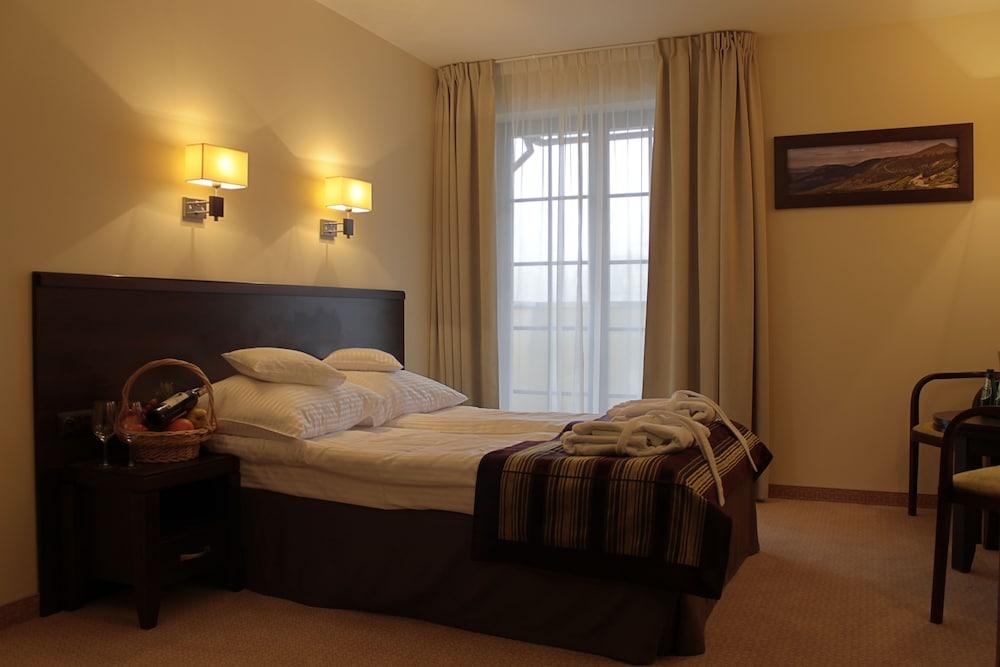 Hotel Krysztal Conference & Spa